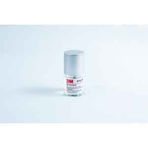 Primer 94 multisurface for 3M glue, 10ML bottle with silver cap on a white background—perfect as a tape primer for 3M adhesive applications.