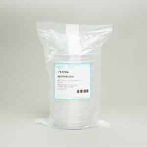 A sealed pack of 500 Petri dishes (90mm, 3 vents, sterile, gamma irradiated) with a product label on a plain light background.