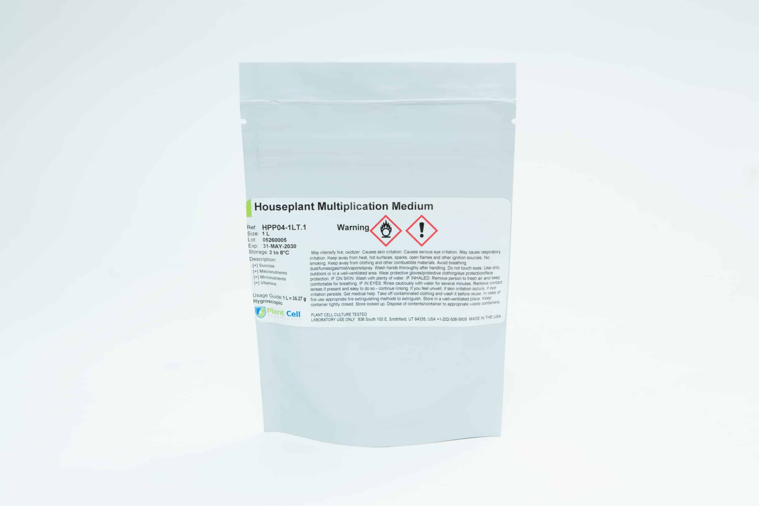 Plant Cell Multiplication and Rooting Medium 4 White package labelled Houseplant Multiplication Medium with warning symbols and text on the front.